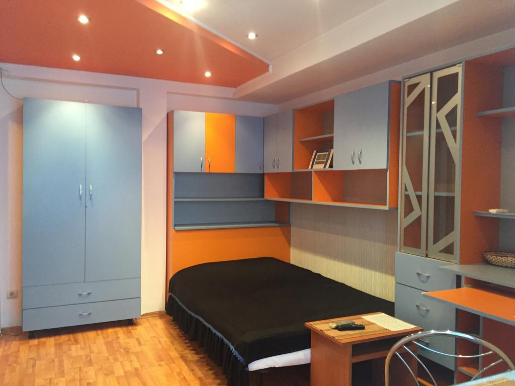 Studio French Embassy, Amzei Historic Center Bukares Bagian luar foto